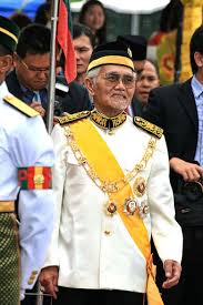Taib in his 'democratic' apparel for the pagent of State Assembly, which functions exactly 16 days a year.