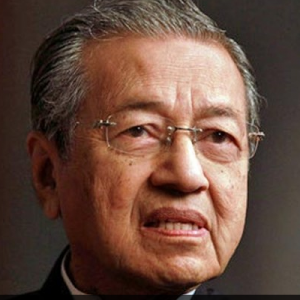Peniris dalam 1MDB – Tian Chua belabaka  Dr Mahathir enda datai lebuh ngachau Najib ba aum UMNO minggu tu ila