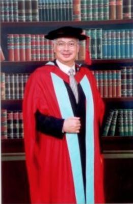 Najib's life-sized portrait at Nottingham in honour of their 'favourite alumni' - but did he sit his exams?