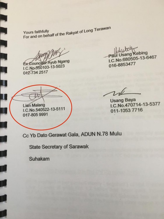 Signature by Pastor Lian Malang on a letter sent on behalf of the Rakyat of Long Terawan against the very headman who has facilitated the deal with Radiant Lagoon